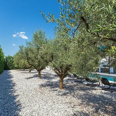 Holiday home Radosi *