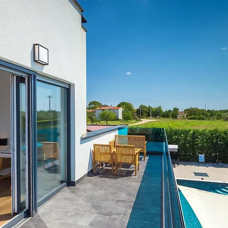 Holiday home Radosi *