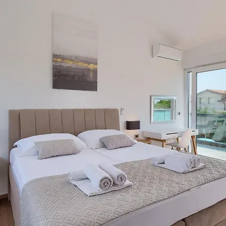 Holiday home Radosi