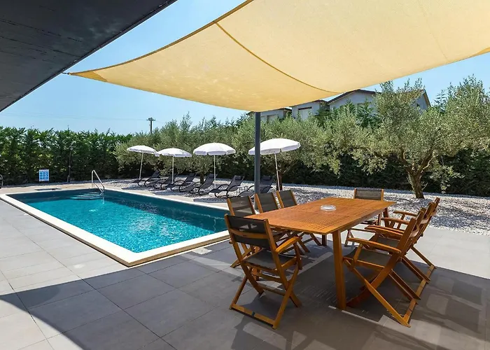 Radosi 度假居 波雷奇