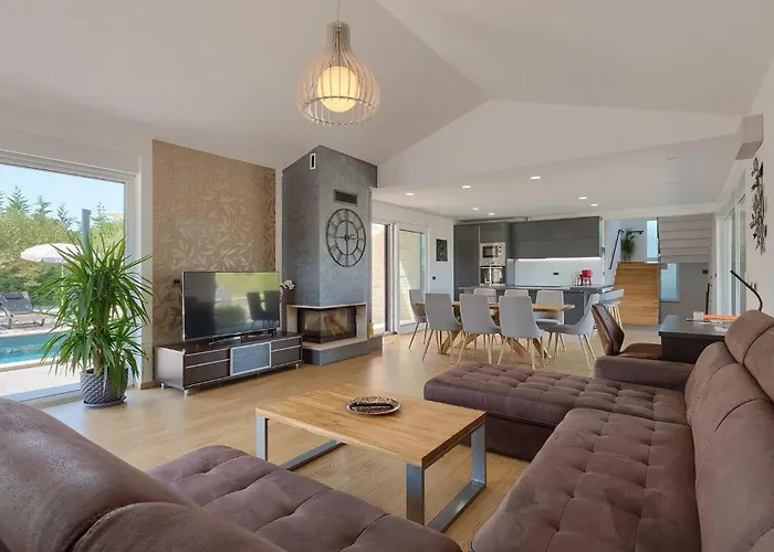 Radosi 度假居 波雷奇