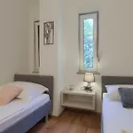 Radosi بيت للعطل *